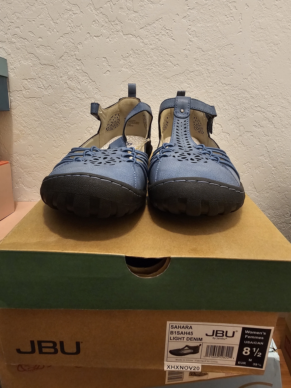 JBU Women's Light Denim Blue Laser-Cut Mary Jane Flats